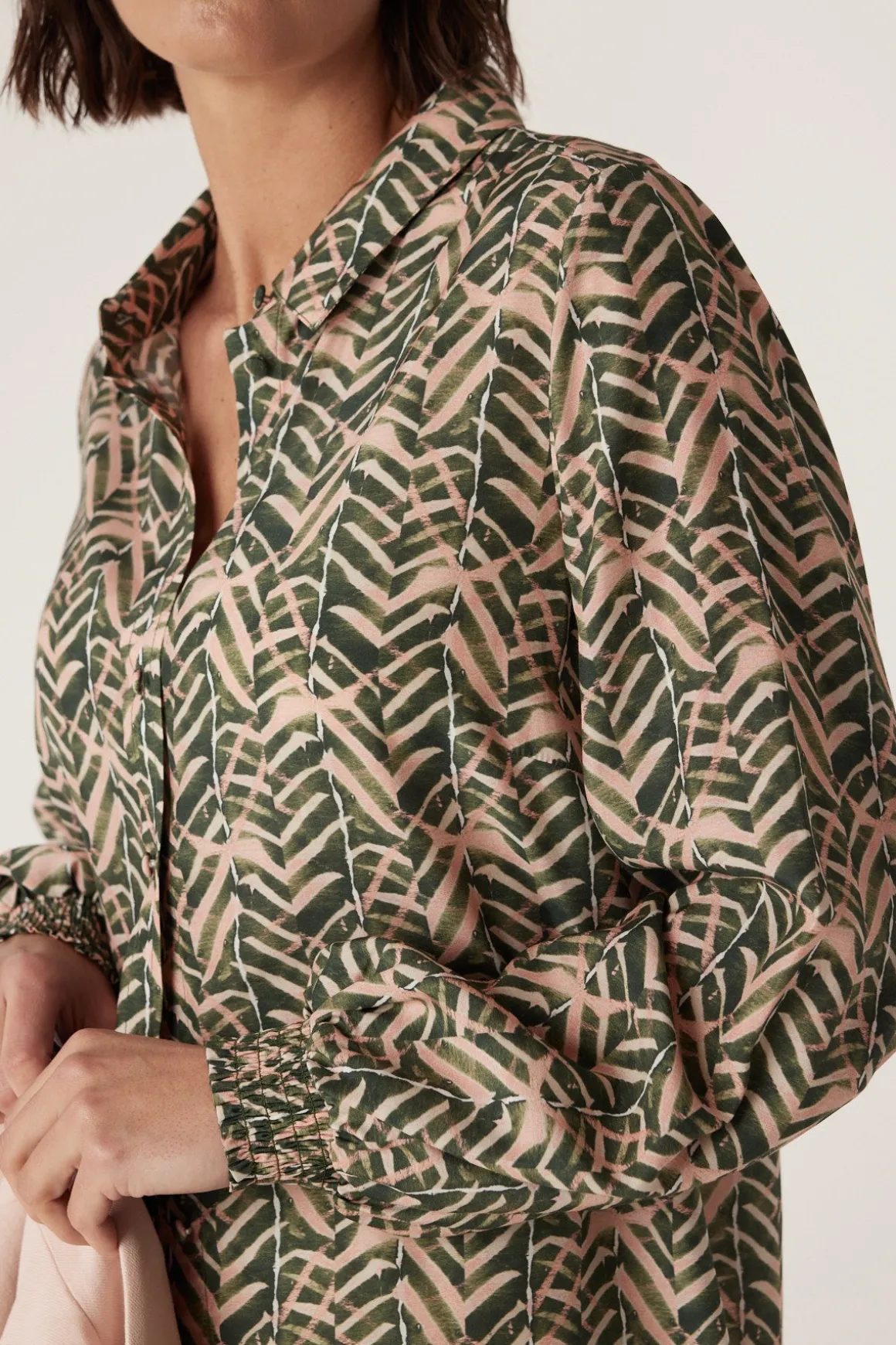 Avalon Relaxed Blouse - Green Blush Print