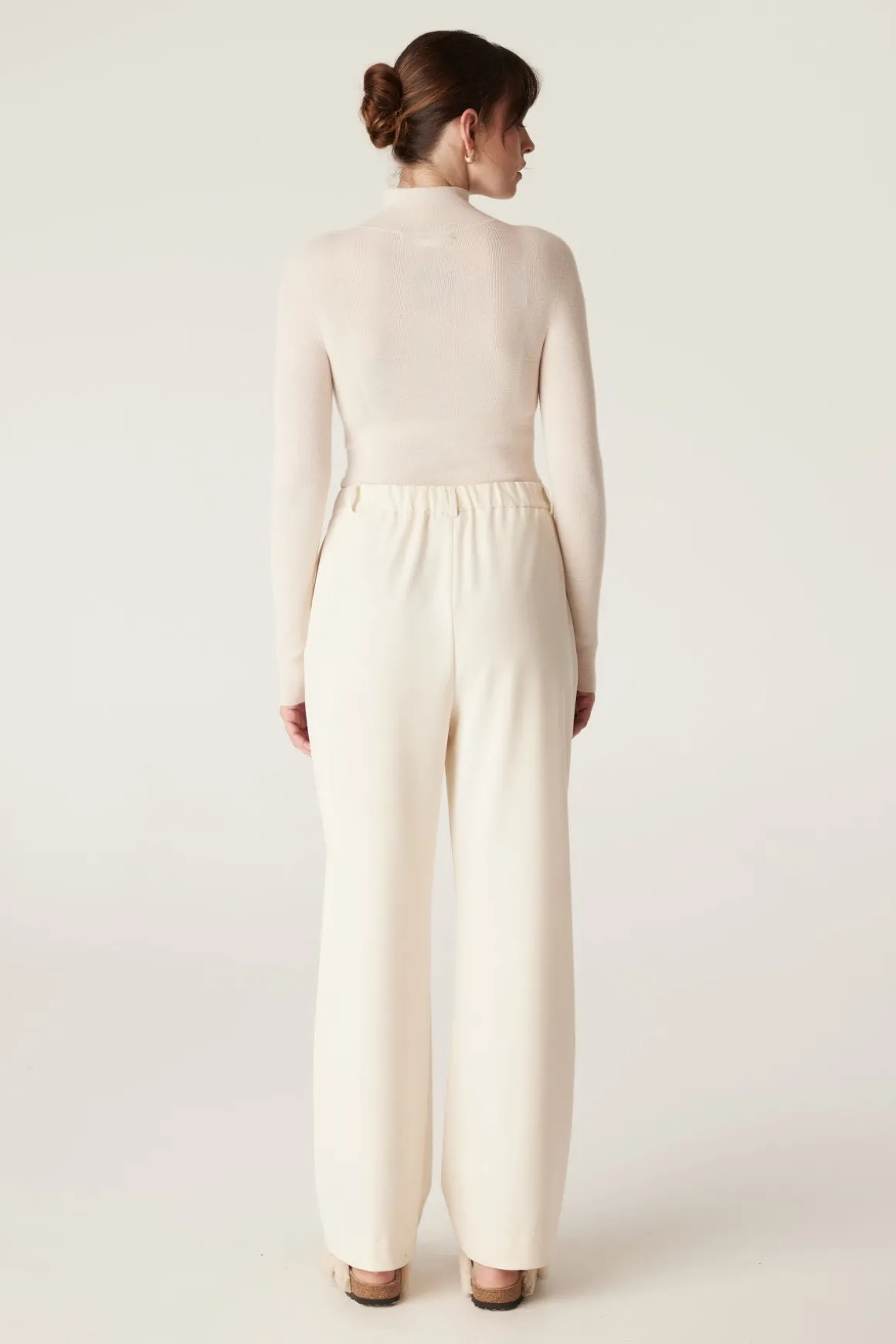 Superfine Merino Turtle Neck - Ecru