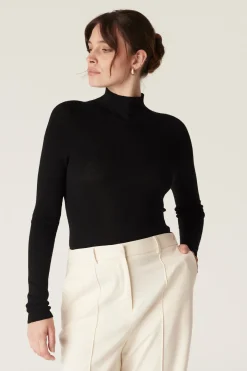Superfine Merino Turtle Neck - Black