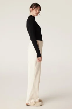 Superfine Merino Turtle Neck - Black