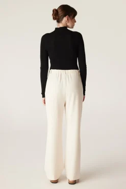Superfine Merino Turtle Neck - Black