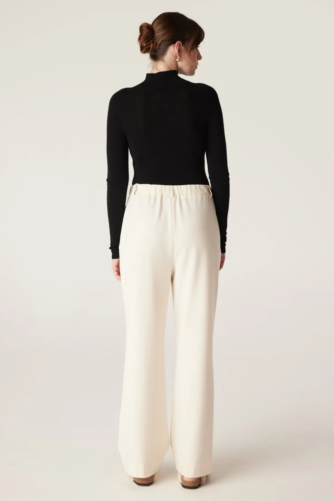 Superfine Merino Turtle Neck - Black