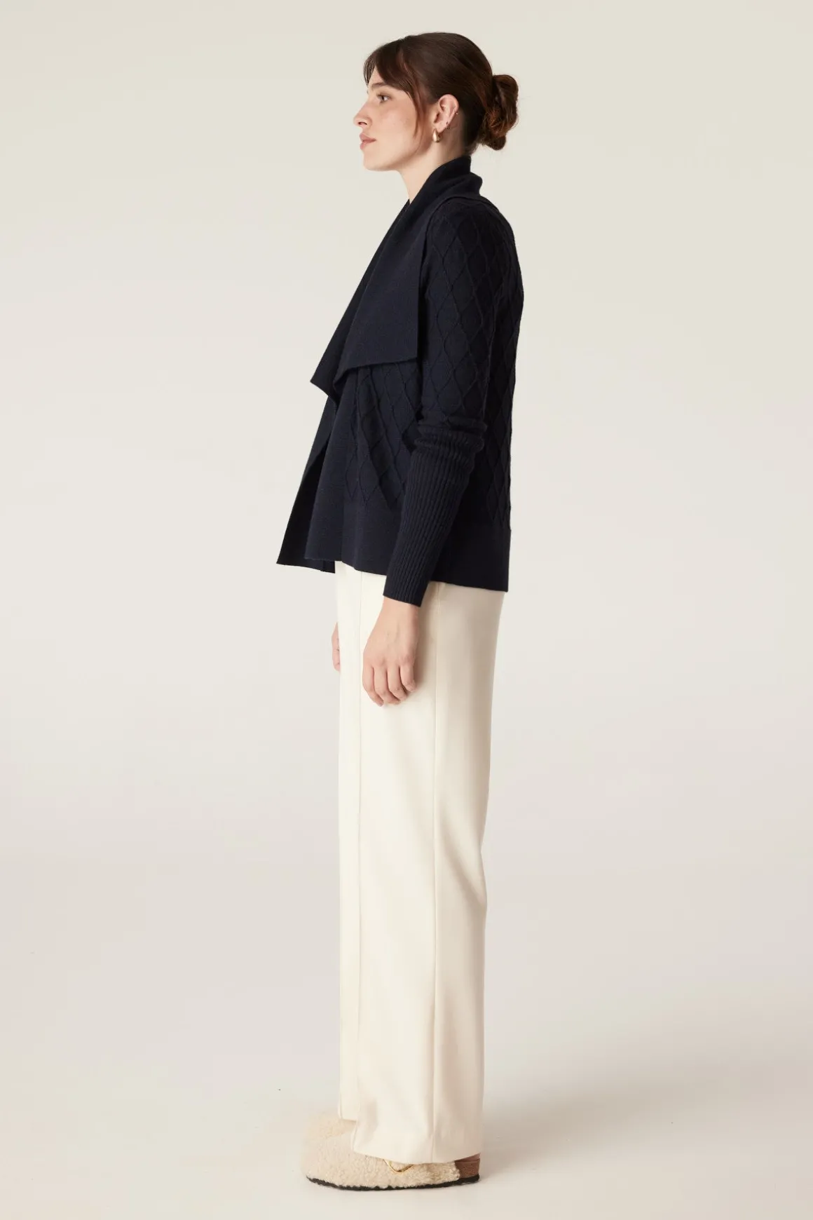 The Elizabeth Merino Cardigan - Midnight Navy