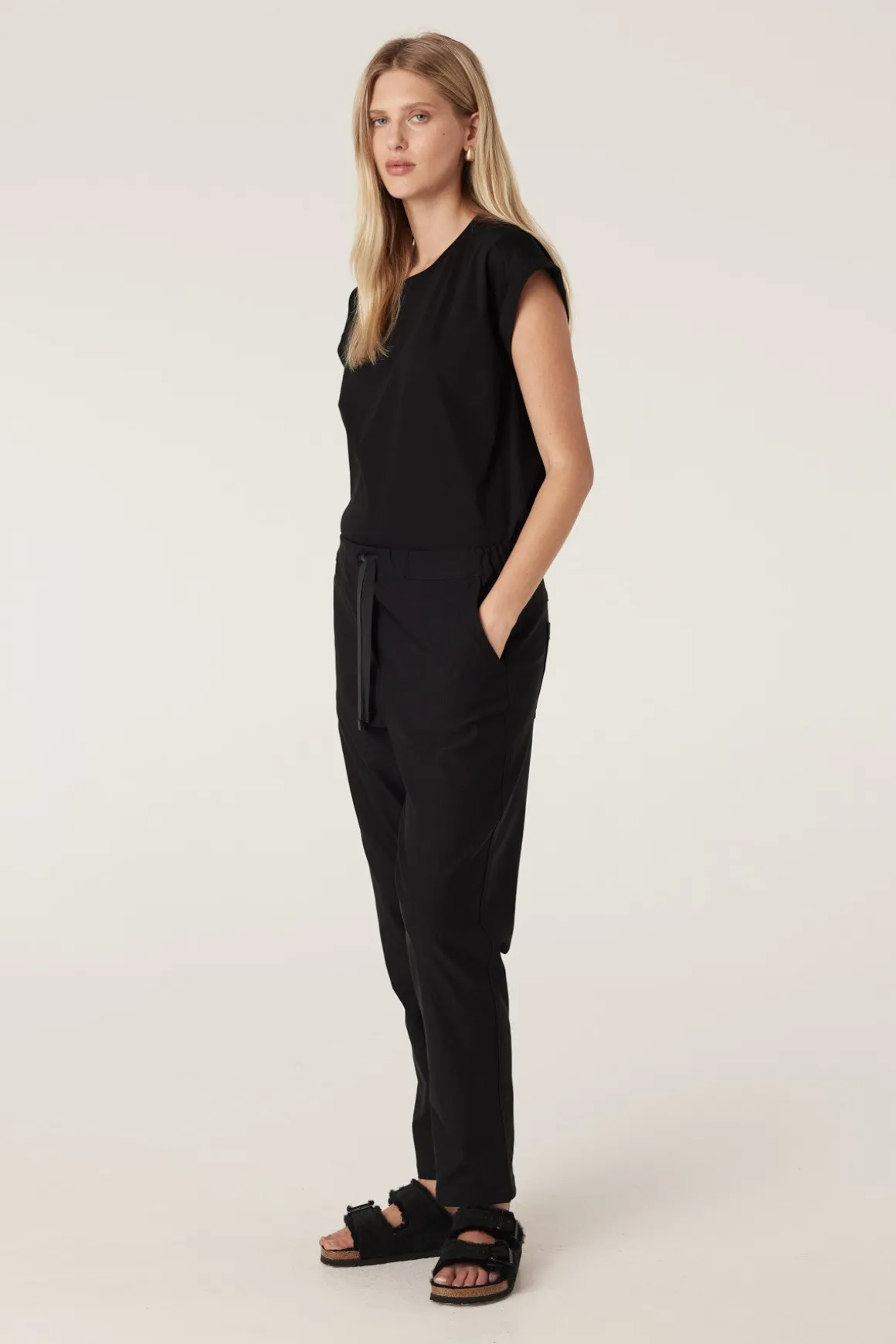 Zoe Jogger - Black