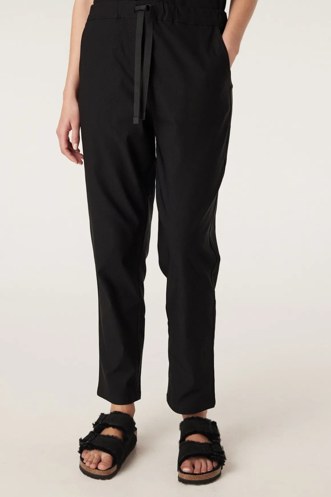 Zoe Jogger - Black