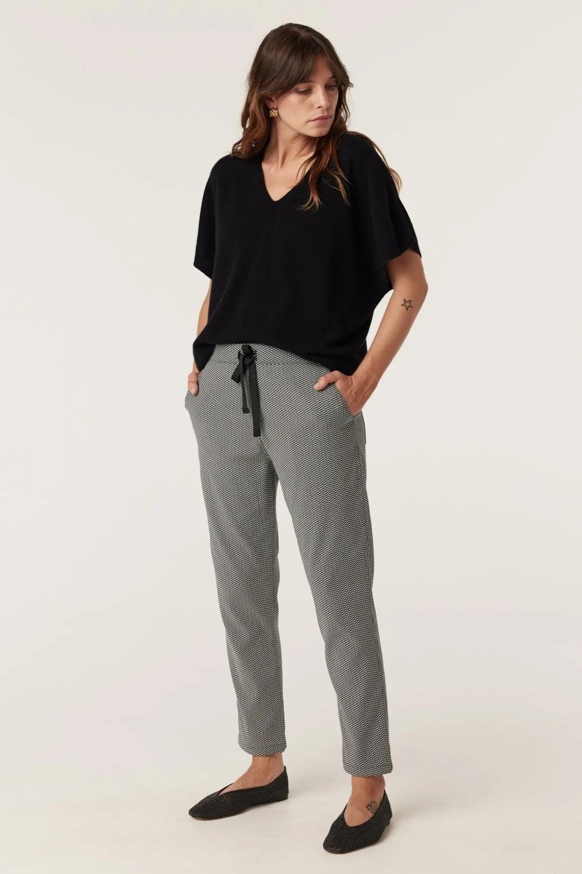 Zoe Jogger - Mono Chevron