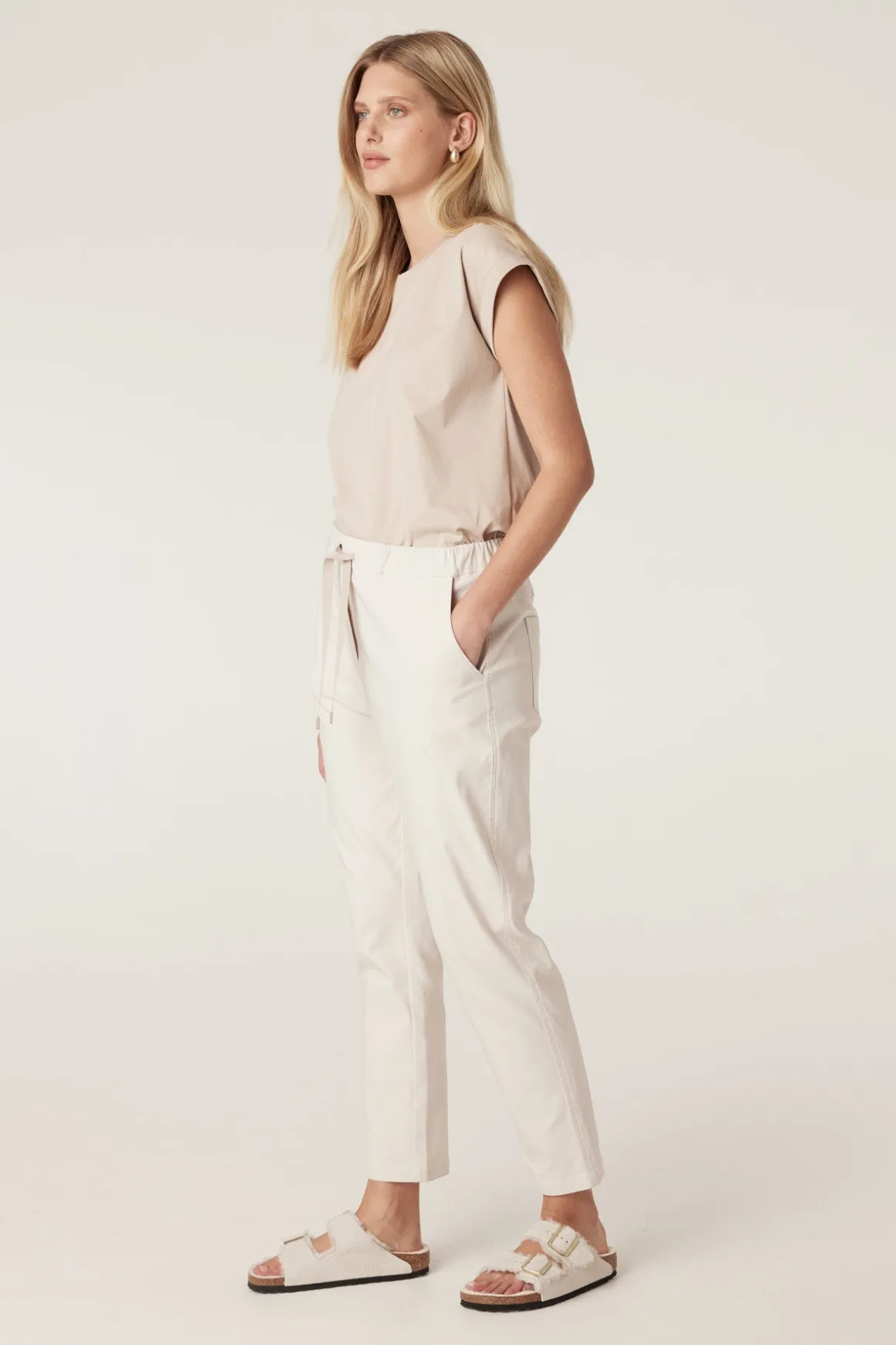 Zoe Jogger - Parchment